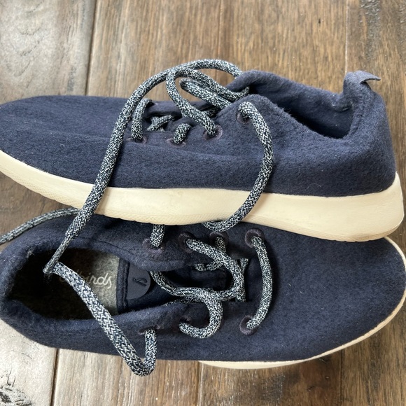 Allbirds wool runners, women’s size 9. - Picture 6 of 7